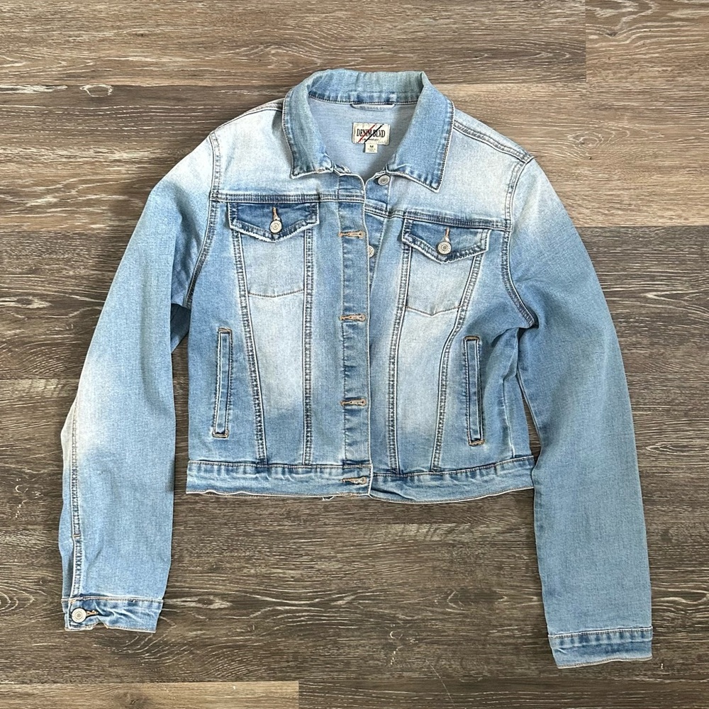 Denim Blvd Los Angeles Light Wash Cropped Jean Jacket Distressed Size M